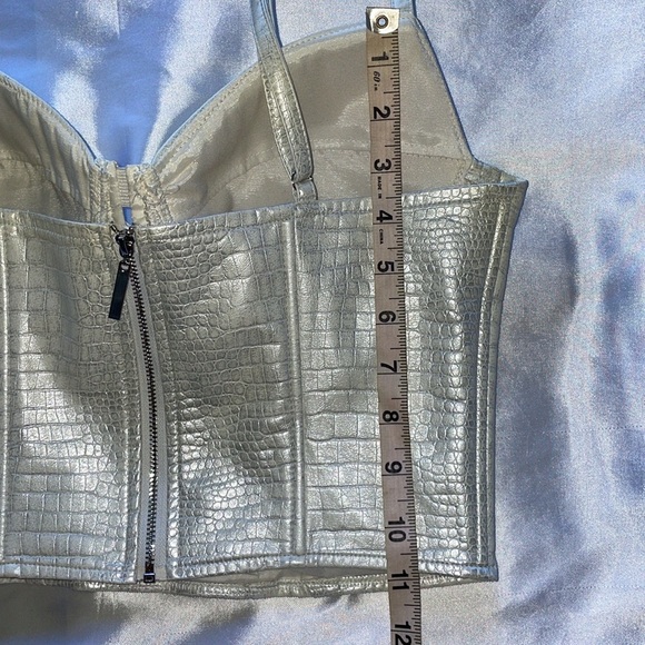 SAY WHAT Boned Bustier Corset Faux Leather Croc Print Pearly White Size Medium - Picture 10 of 13